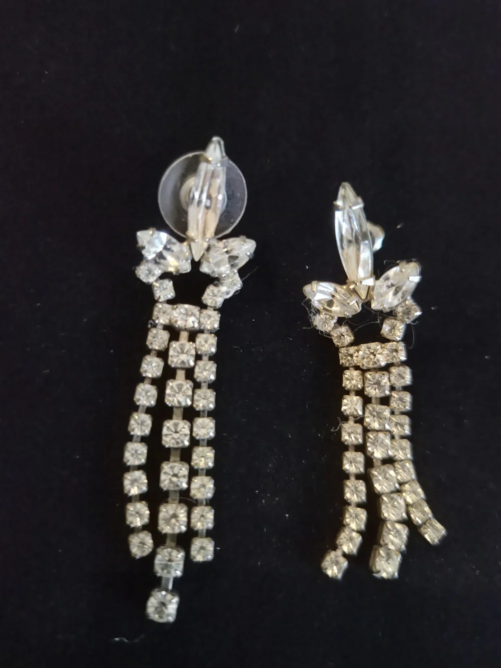 Source Unknown sparkling rhinestone